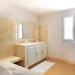With 1 Bedroom Feriehus Sainte-Maxime