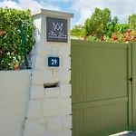 With 1 Bedroom Holiday home