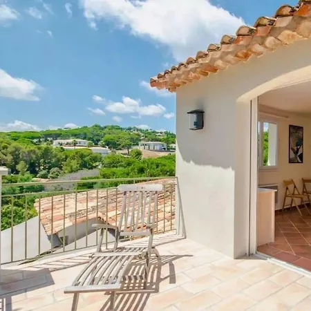 With 1 Bedroom Sainte-Maxime