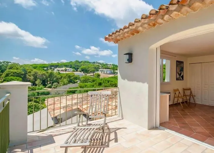 With 1 Bedroom Sainte-Maxime